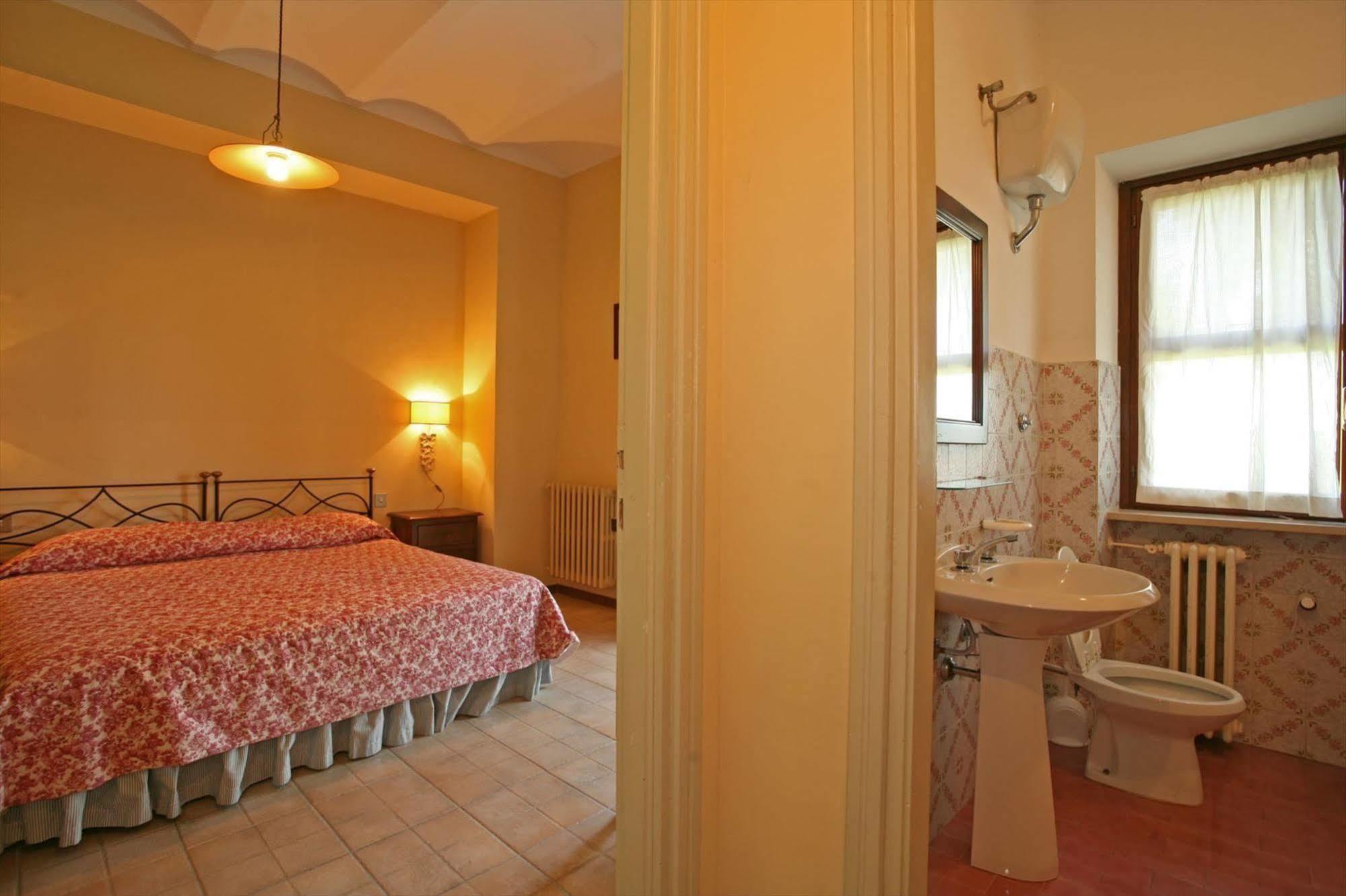 Poggiovalle Tenuta Italiana Belvedere  ภายนอก รูปภาพ